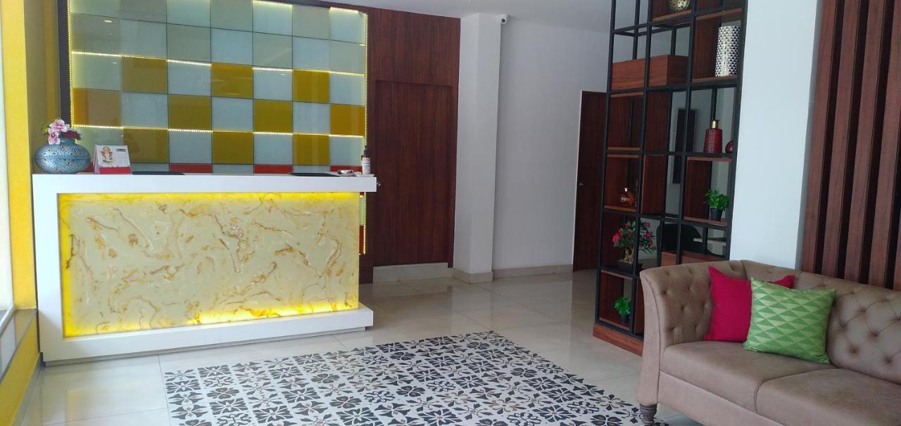 Regenta Inn Indiranagar By Royal Orchid Hotels Bangalore Luaran gambar