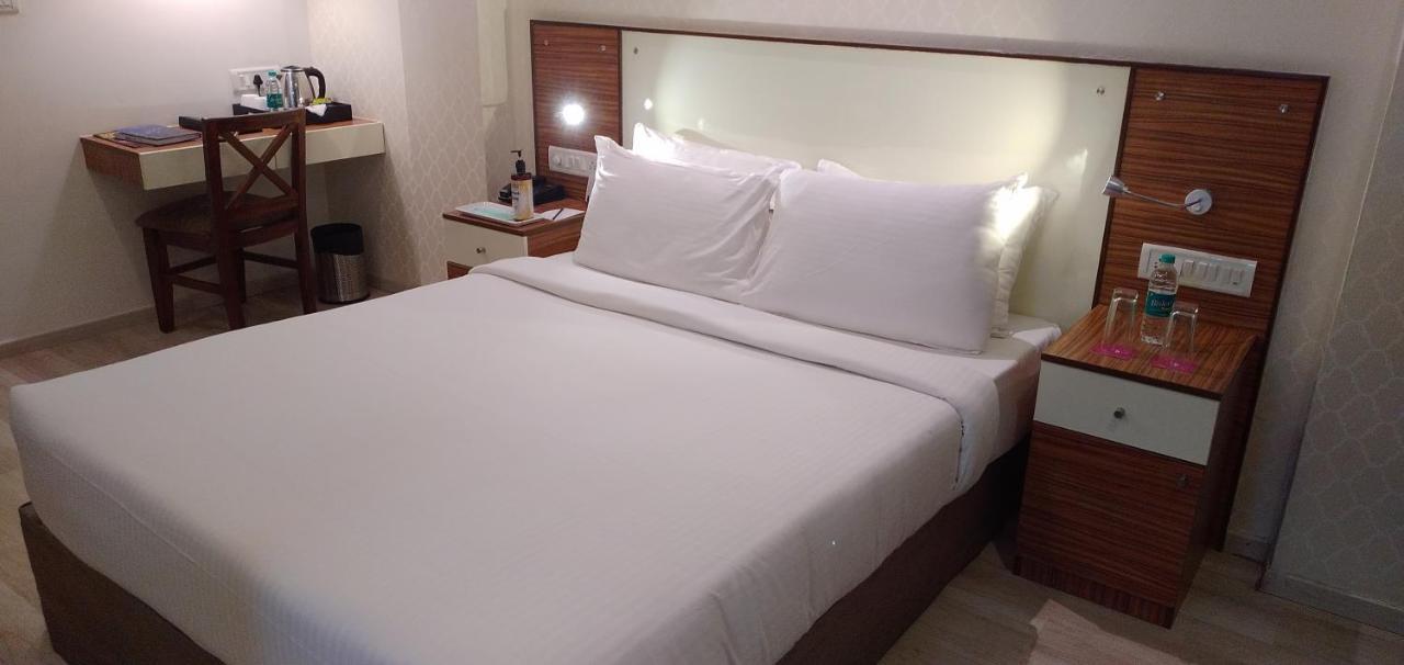 Regenta Inn Indiranagar By Royal Orchid Hotels Bangalore Luaran gambar