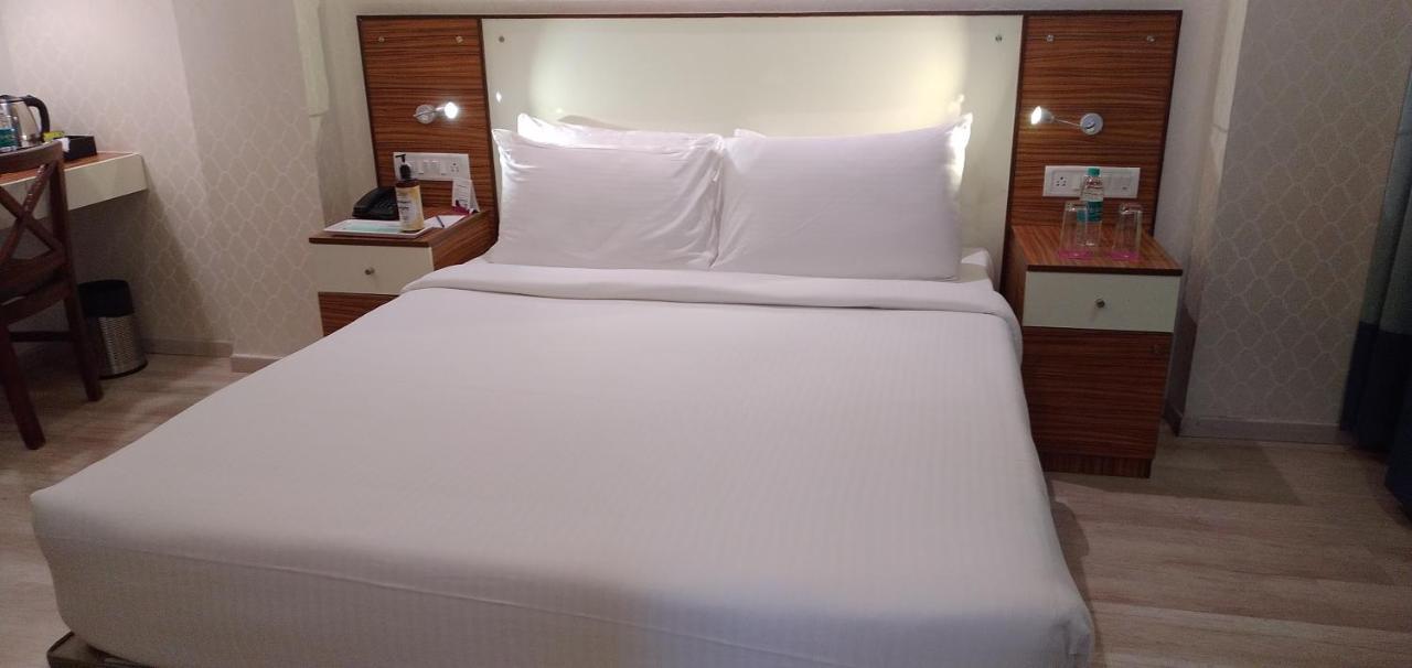 Regenta Inn Indiranagar By Royal Orchid Hotels Bangalore Luaran gambar